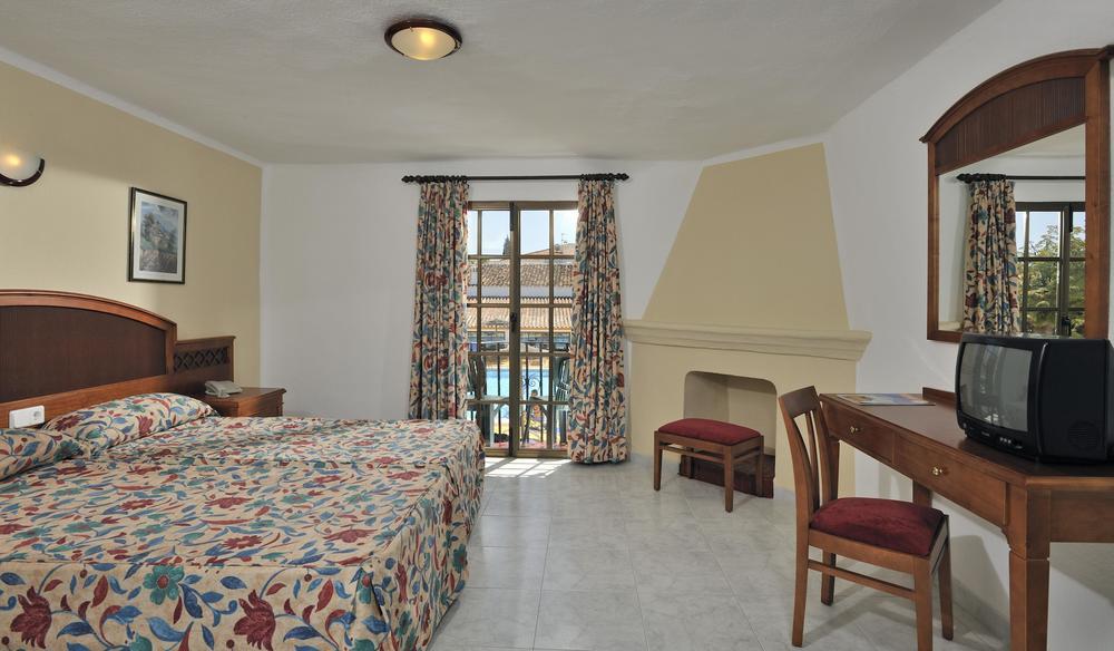 Globales Cortijo Blanco Hotel มาร์เบยา ภายนอก รูปภาพ